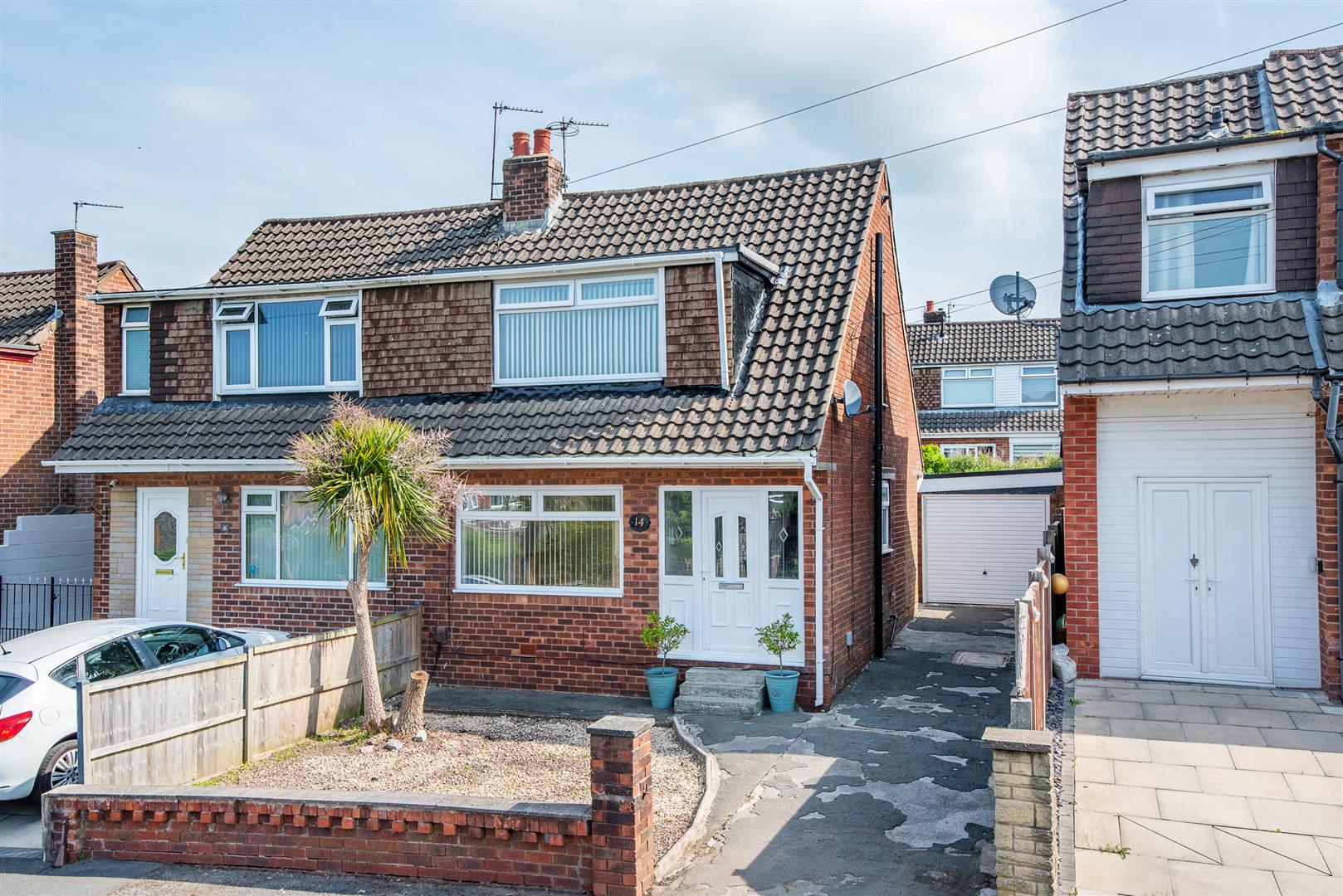 3 bed property in Howe Grove, Chorley